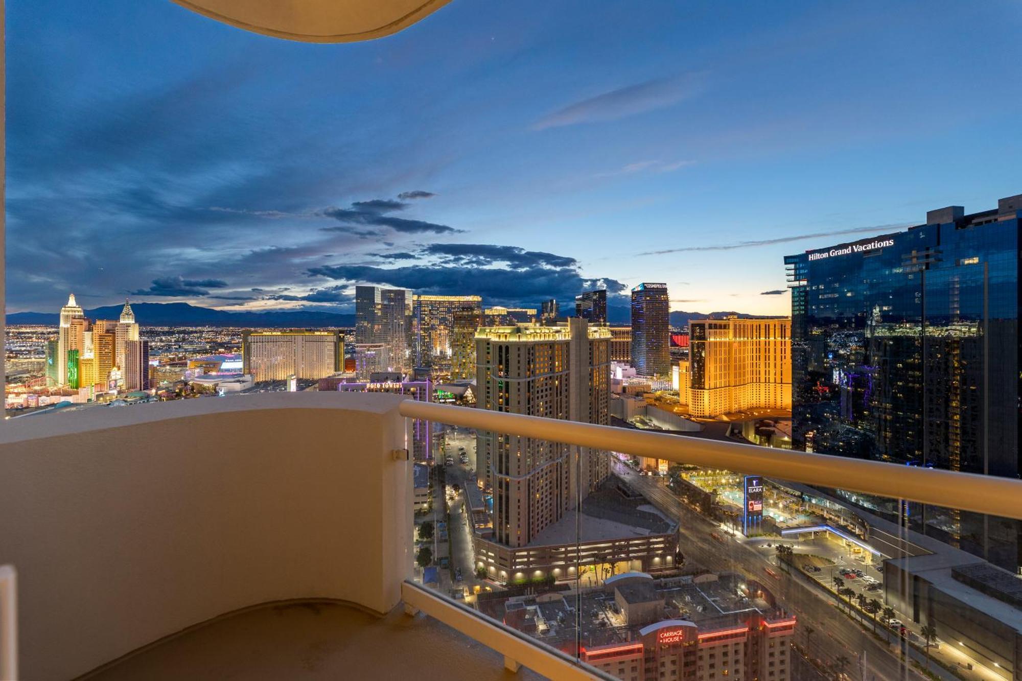 Lucky Gem Penthouse & Luxury Suites At Signature Resort, Balcony Strip View 2605 Las Vegas Ngoại thất bức ảnh